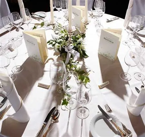 فندق Romantik Boesehof 4*